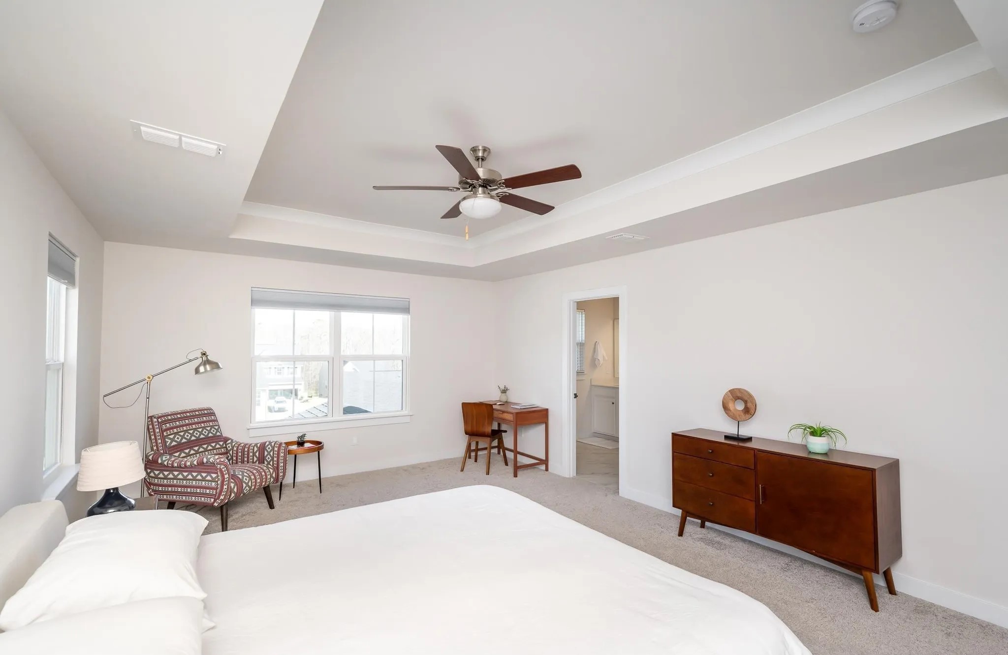 Master bedroom, view 1 — 515 Spokane dr