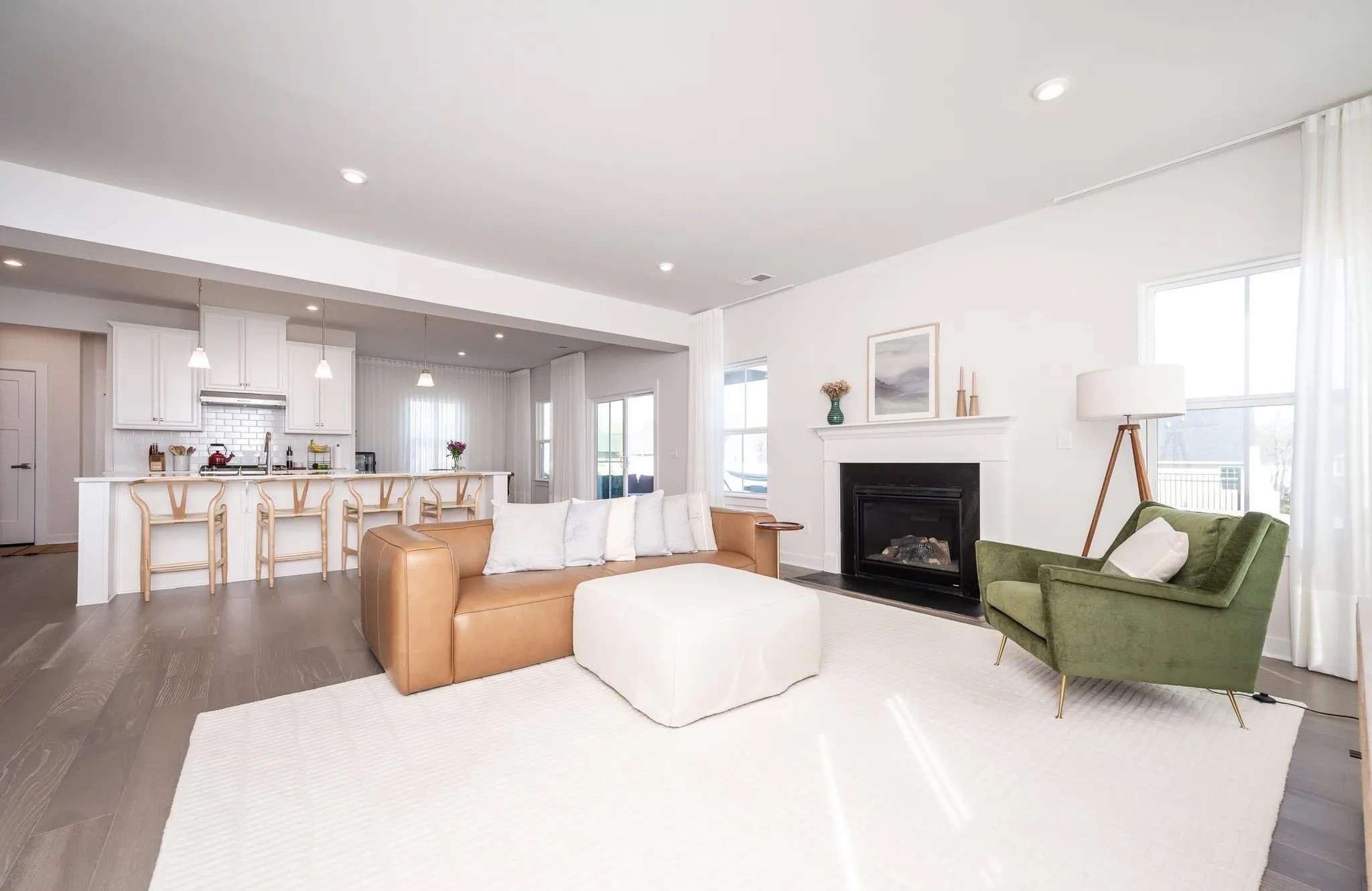 living_kitchen — 515 Spokane dr
